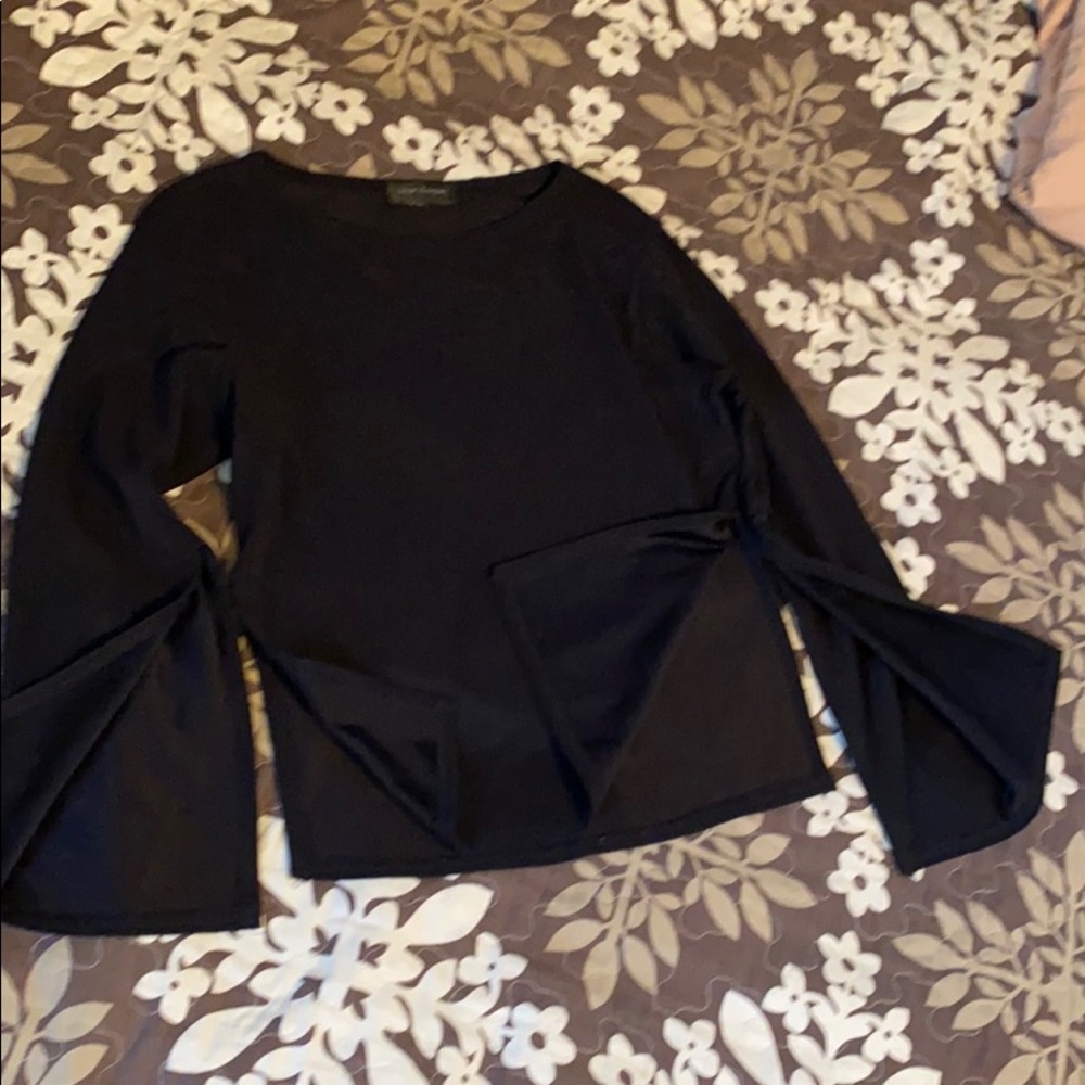 4 Tops Bundle 🛍 - Picture 9 of 11